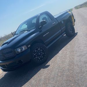 Meet your Posher, Efrain